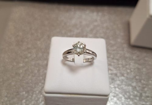 Solitario in Oro Bianco 18 Kt con Diamante 1.30 Ct