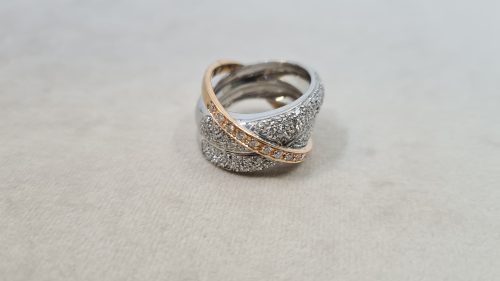 Anello a fascia in Oro 18 kt con Pavè Diamanti 1,40 Ct