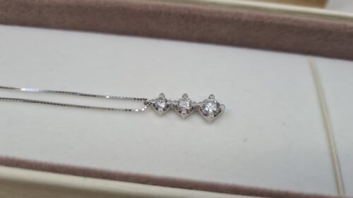 Catena in Oro 18 kt Nuova Trilogy Diamanti 0,76 Ct Colore G