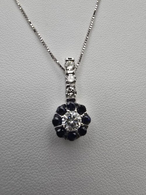 Collana con ciondolo Fiore con Diamanti Naturali e Zaffiri