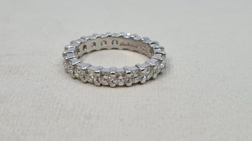 Anello Eternity Salvini in Oro 18 kt con Diamanti 2,40 Ct