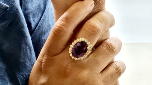 Anello in Oro 18 kt con Ametista 10 ct e Diamanti 1 Ct