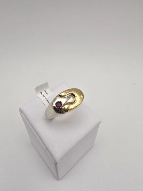 Anello Oro Giallo e Bianco con Rubino