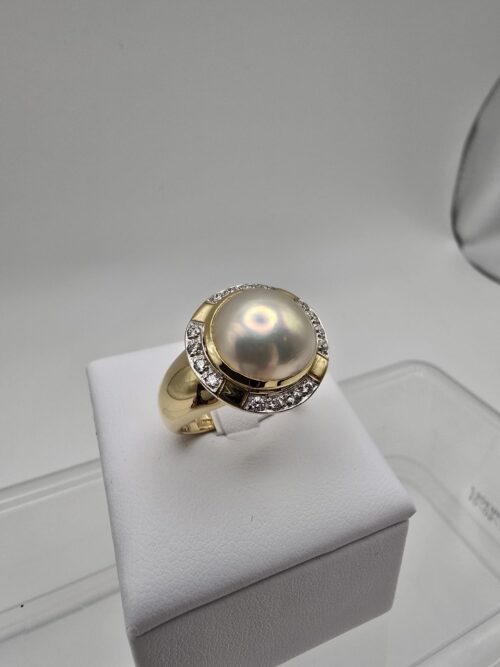 Anello in Oro Giallo 18 Kt con Diamanti Naturali e Perla
