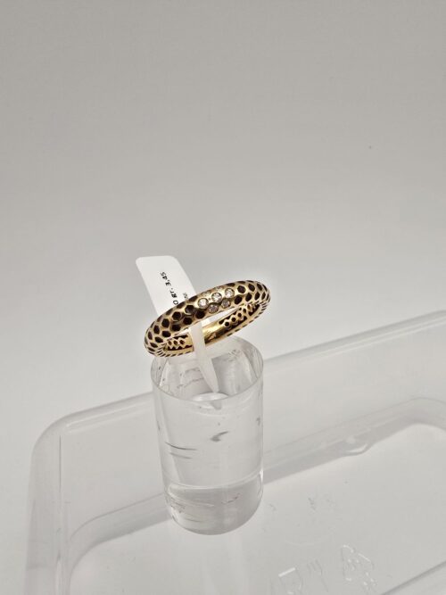 Anello in Oro Giallo 18 Kt con smalto e Diamantini- Nero