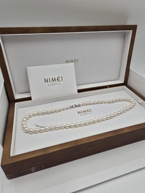 Collana firmata Nimei con perle Akoya e chiusura Oro 18 Kt